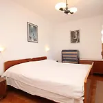 By The Sea Milna, - 8913 Apartamento *