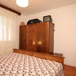 By The Sea Milna, - 8913 Apartment *