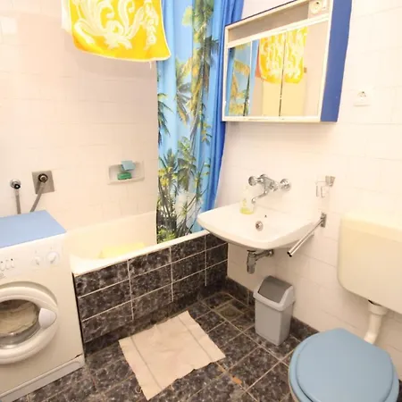Apartamento By The Sea Milna, - 8913