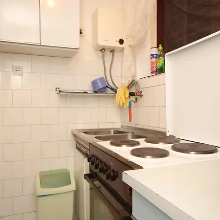 Apartamento By The Sea Milna, - 8913
