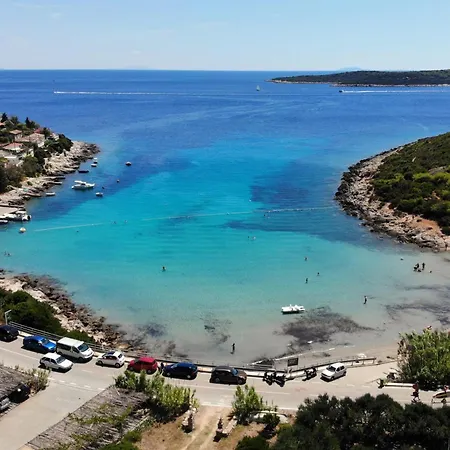 Apartamento By The Sea Milna, - 8913
